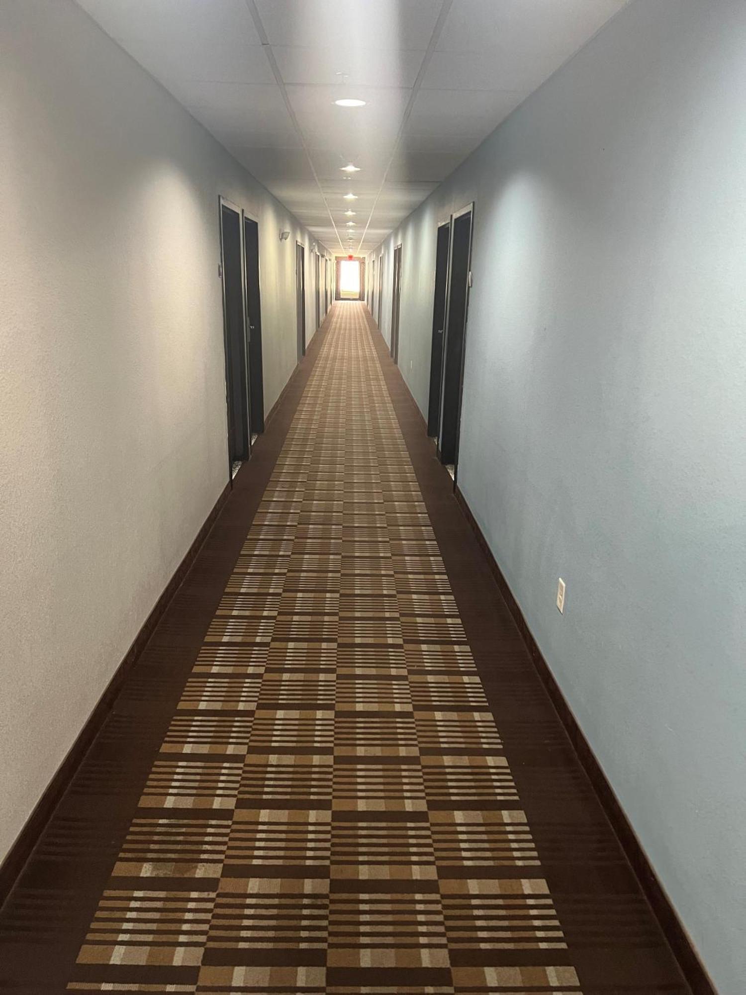 Days Inn By Wyndham Alva Exterior foto